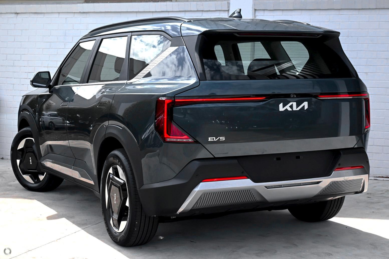 Kia Ev5 image 4