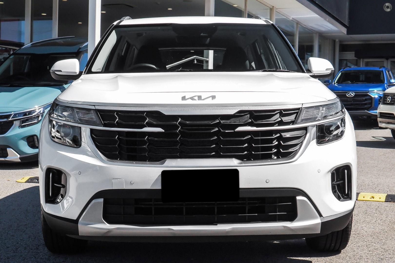 Kia Seltos image 2