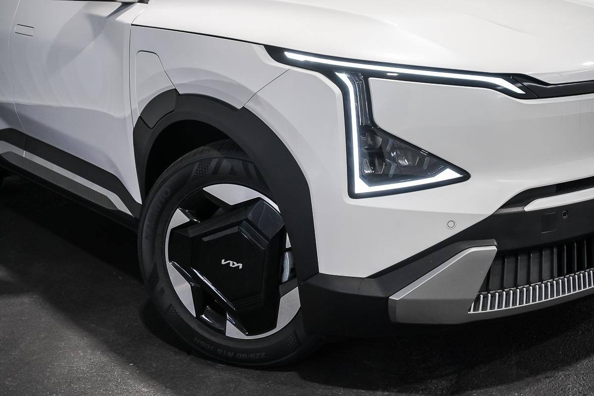 Kia Ev5 image 2