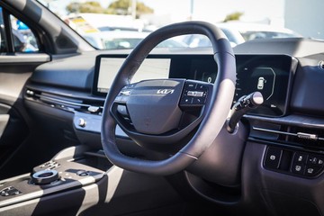 https://dvg-vehicle-assets.s3.amazonaws.com/987392/1v6dqnymwyrlyl4exitb46xfx.jpg