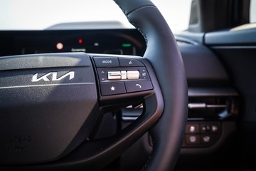 https://dvg-vehicle-assets.s3.amazonaws.com/987392/34i7let3ytc0fgrydmyj1mwb8.jpg