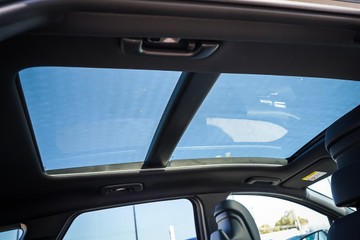https://dvg-vehicle-assets.s3.amazonaws.com/987392/3neah3v120vx0w05jzlr95375.jpg