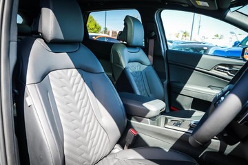 https://dvg-vehicle-assets.s3.amazonaws.com/987392/bbxsnyuz144qys4ctpal79gew.jpg