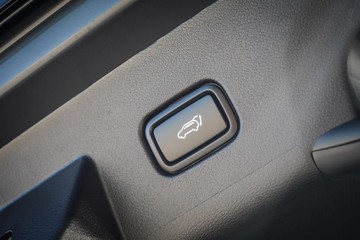 https://dvg-vehicle-assets.s3.amazonaws.com/987392/dcm13vil8986y9c31mq257ksr.jpg