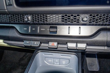 https://dvg-vehicle-assets.s3.amazonaws.com/987562/83lmep8gkxokwwzuqv6b1ivw2.jpg