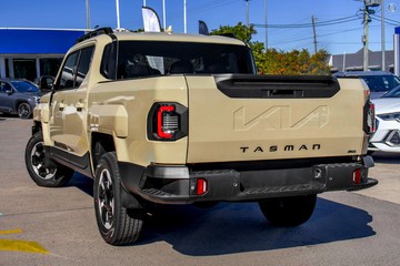 https://dvg-vehicle-assets.s3.amazonaws.com/987562/tkvckkmb8kbzkaj445ebrbet6.jpg