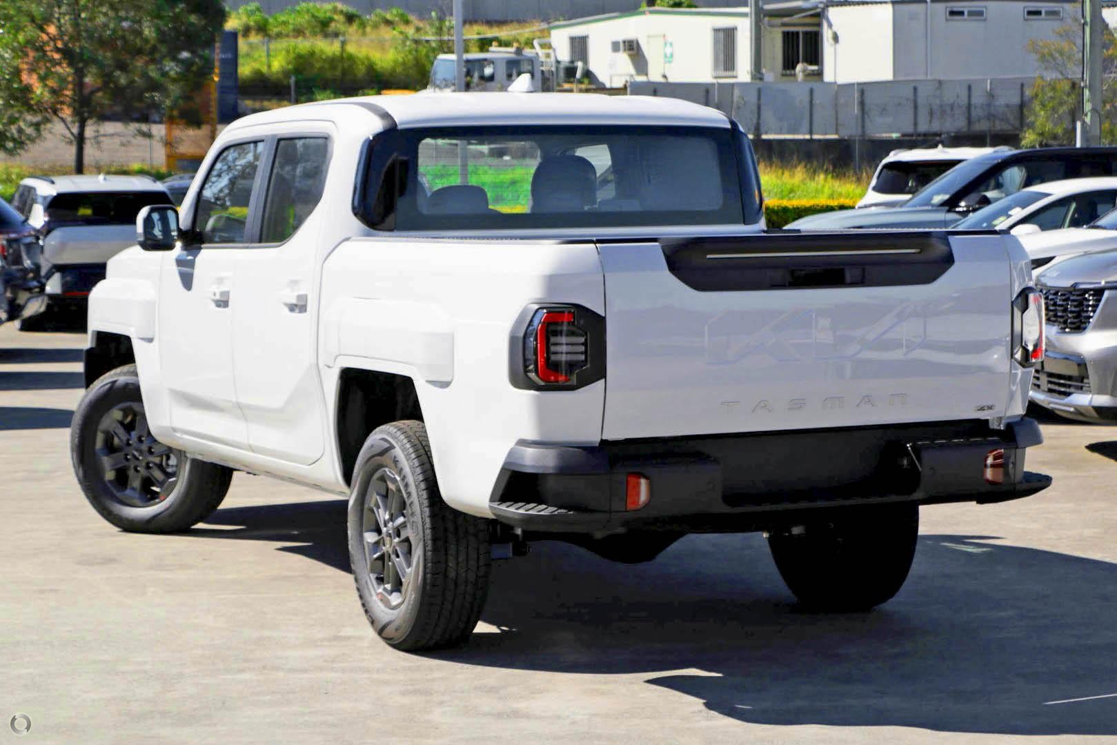 Kia Tasman image 4