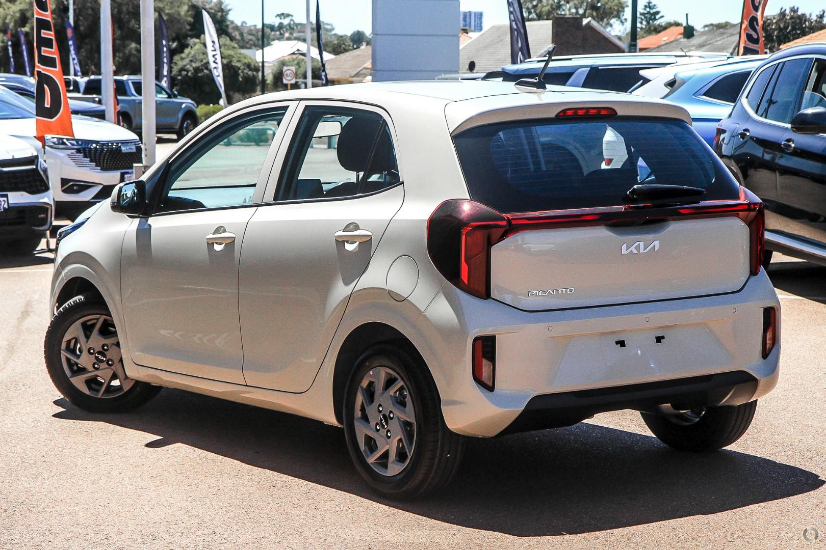 Kia Picanto image 4