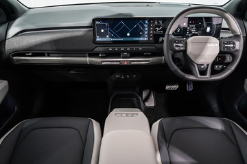 https://dvg-vehicle-assets.s3.amazonaws.com/997270/4q85gedu2o2pevggej6blmrr8.jpg