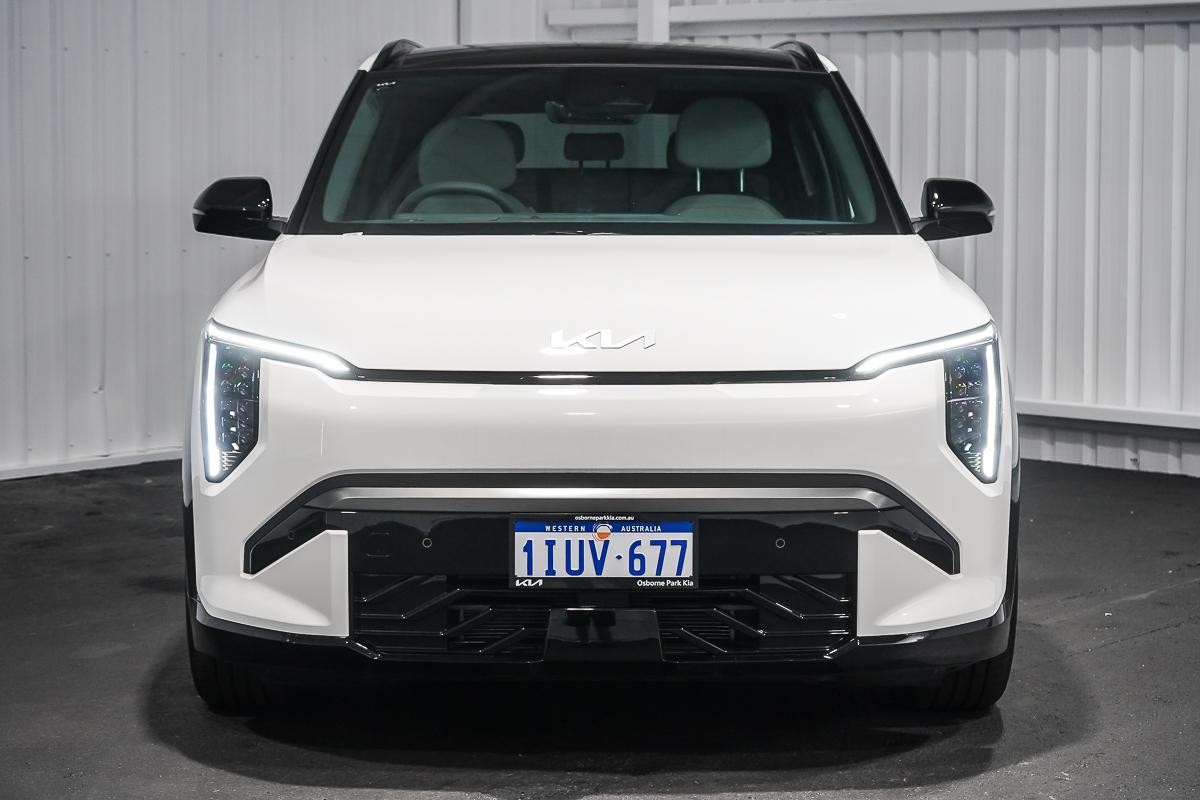 Kia Ev3 image 3