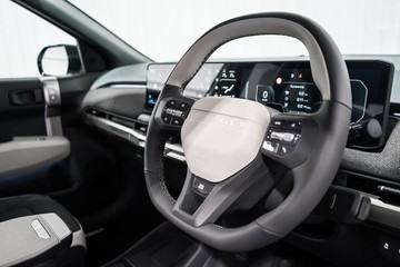 https://dvg-vehicle-assets.s3.amazonaws.com/997270/7l3jkk7wkh7v922b0gl6mvudl.jpg