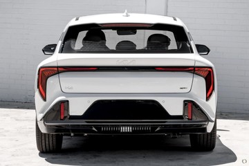https://dvg-vehicle-assets.s3.amazonaws.com/998061/r0178f09c1vckmcalj57svam4.jpg