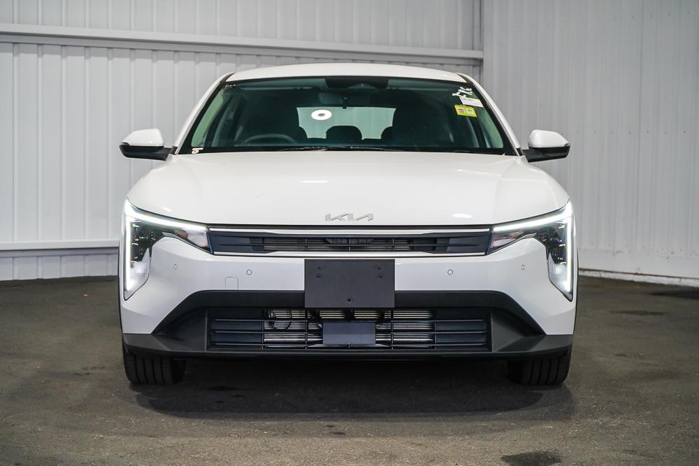 Kia K4 image 3