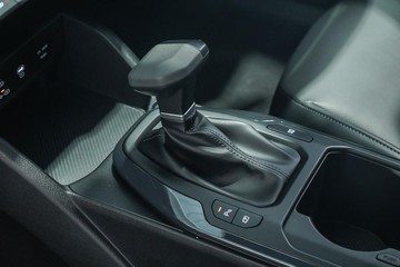 https://dvg-vehicle-assets.s3.amazonaws.com/998075/3k7xkil5t41m4qeu36rmumi00.jpg