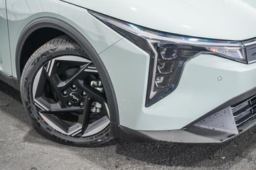 https://dvg-vehicle-assets.s3.amazonaws.com/998075/7v6d6jurih0rbfmnamqiu6nh2.jpg