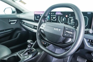 https://dvg-vehicle-assets.s3.amazonaws.com/998075/bbsr24zqq1loxrjzzf4qu5bld.jpg