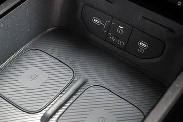 https://dvg-vehicle-assets.s3.amazonaws.com/999788/31onfzxv33qz6kttk1p7unvi2.jpg