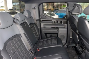https://dvg-vehicle-assets.s3.amazonaws.com/999788/xzpcl1ow98m4sckpda0kyaz9b.jpg