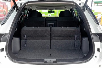 https://dvg-vehicle-assets.s3.amazonaws.com/A10002/2crww5wgjgmftit9d181awq87.jpg