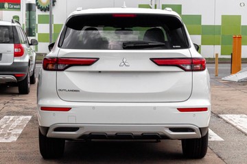 https://dvg-vehicle-assets.s3.amazonaws.com/A10002/p57k9fezs281mb826cx5j61x9.jpg
