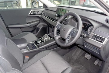 https://dvg-vehicle-assets.s3.amazonaws.com/A10002/zihw16o20y478xb1pnu67pzcd.jpg
