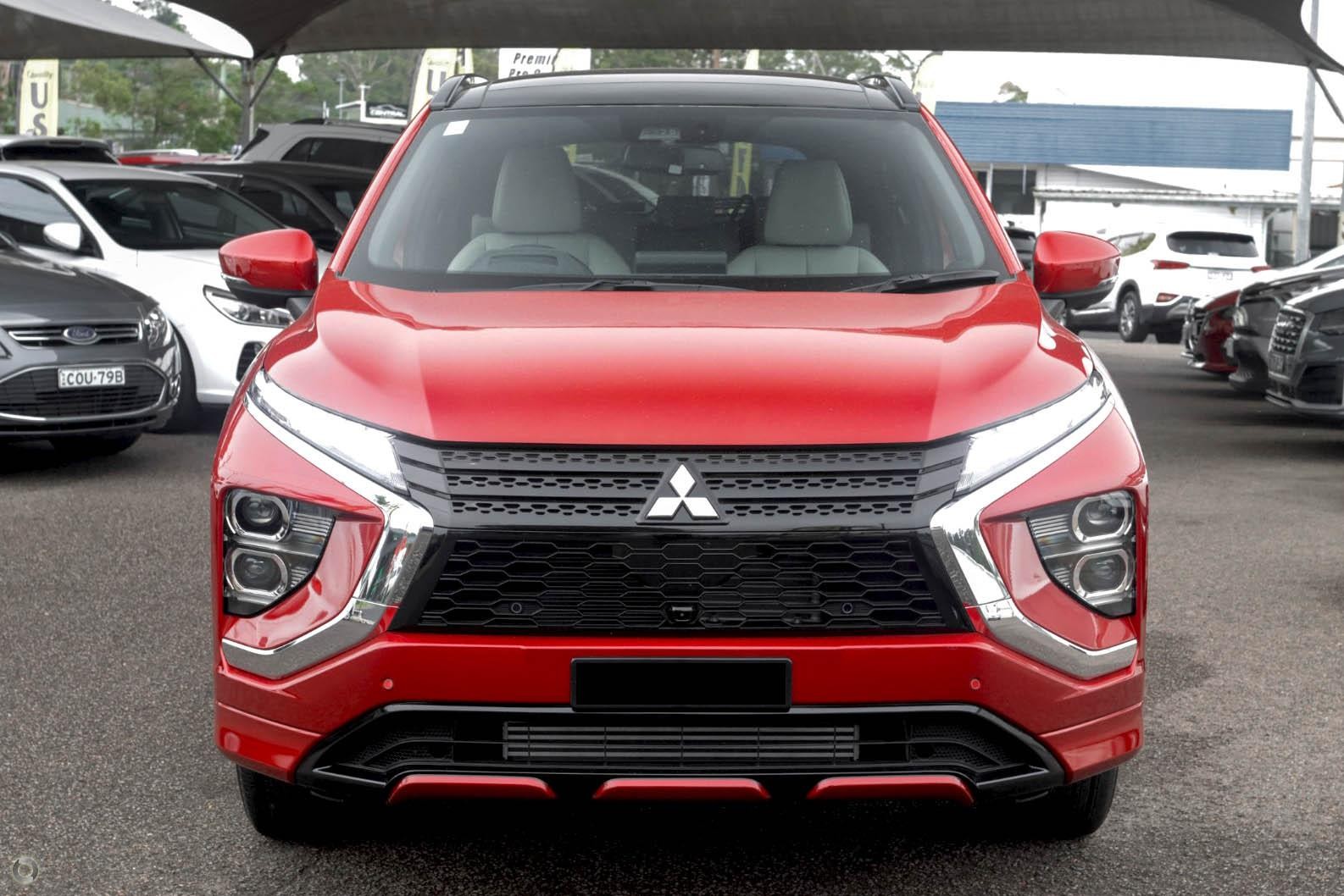 Mitsubishi Eclipse Cross image 2