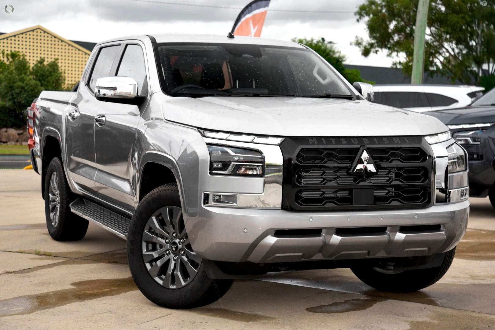 Mitsubishi Triton image 1