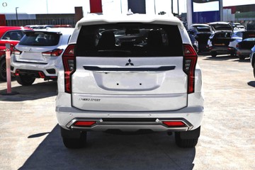 https://dvg-vehicle-assets.s3.amazonaws.com/A10652/nbqoomapga3o46zgsjq9u9x62.jpg
