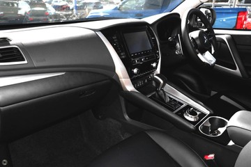 https://dvg-vehicle-assets.s3.amazonaws.com/A10652/q9avlzgub0v68azhm4mfj2qr2.jpg