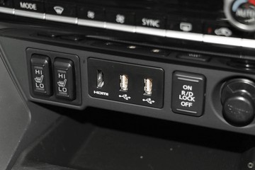 https://dvg-vehicle-assets.s3.amazonaws.com/A10652/xa90gl7swdugt9cfjr03kv5hb.jpg