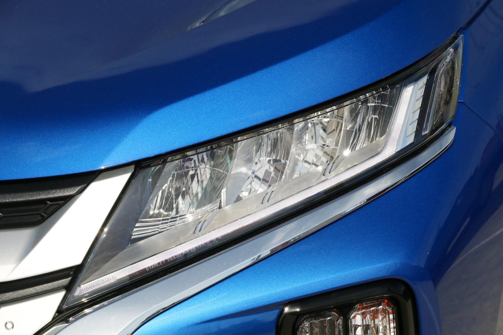 Mitsubishi Asx image 2