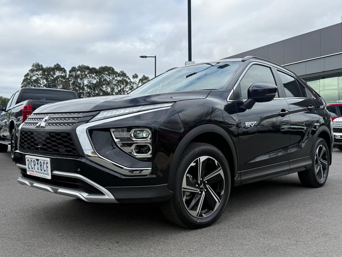 Mitsubishi Eclipse Cross image 1