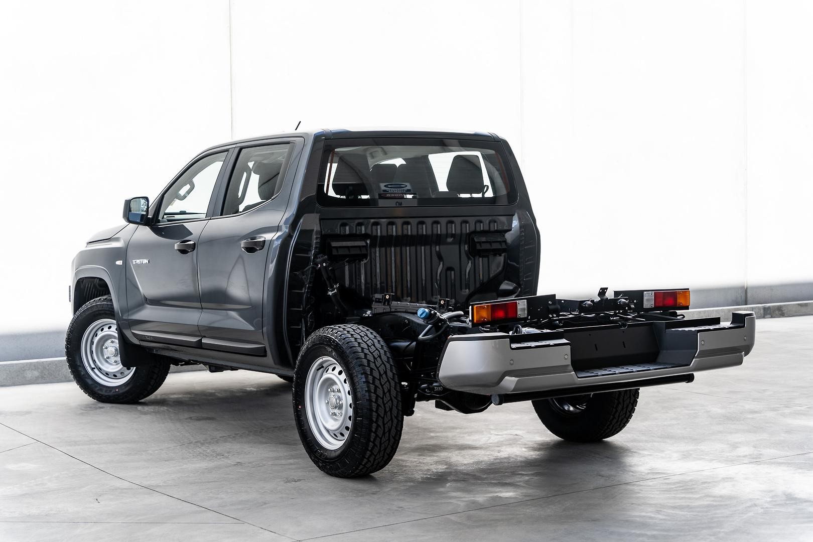 Mitsubishi Triton image 4