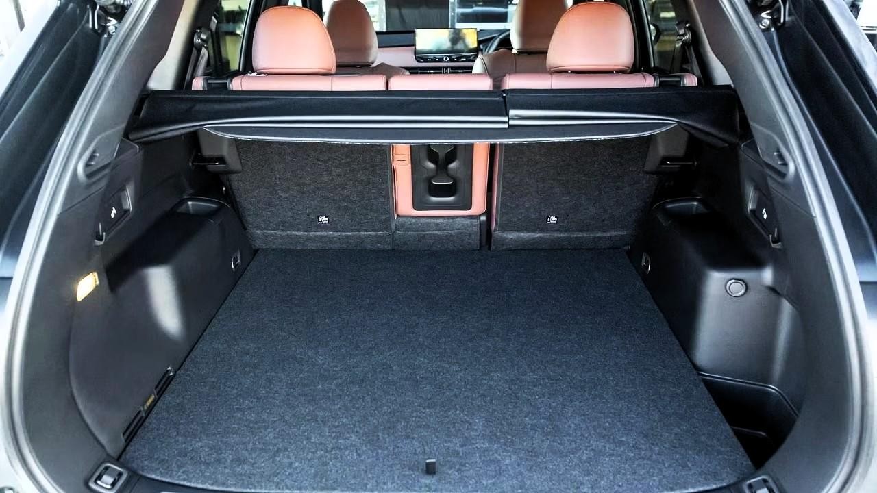 Mitsubishi Outlander image 3