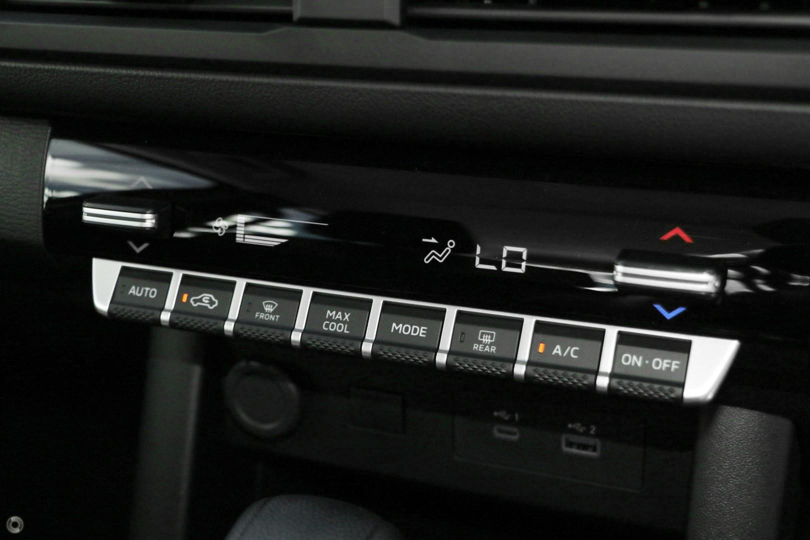 Mitsubishi Triton image 4