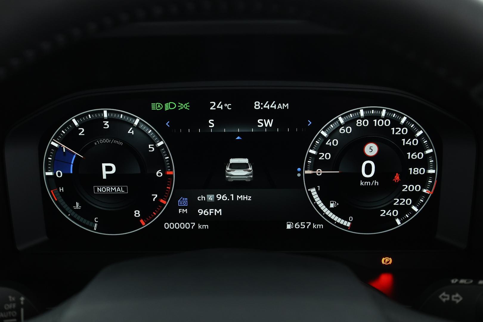 Mitsubishi Outlander image 4