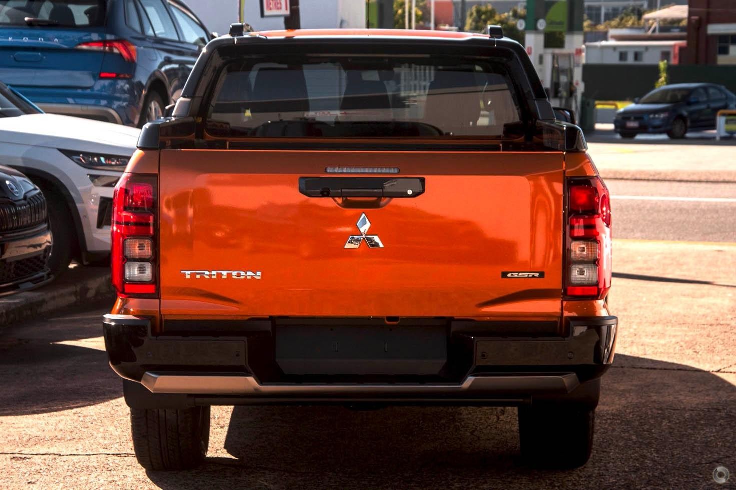 Mitsubishi Triton image 3
