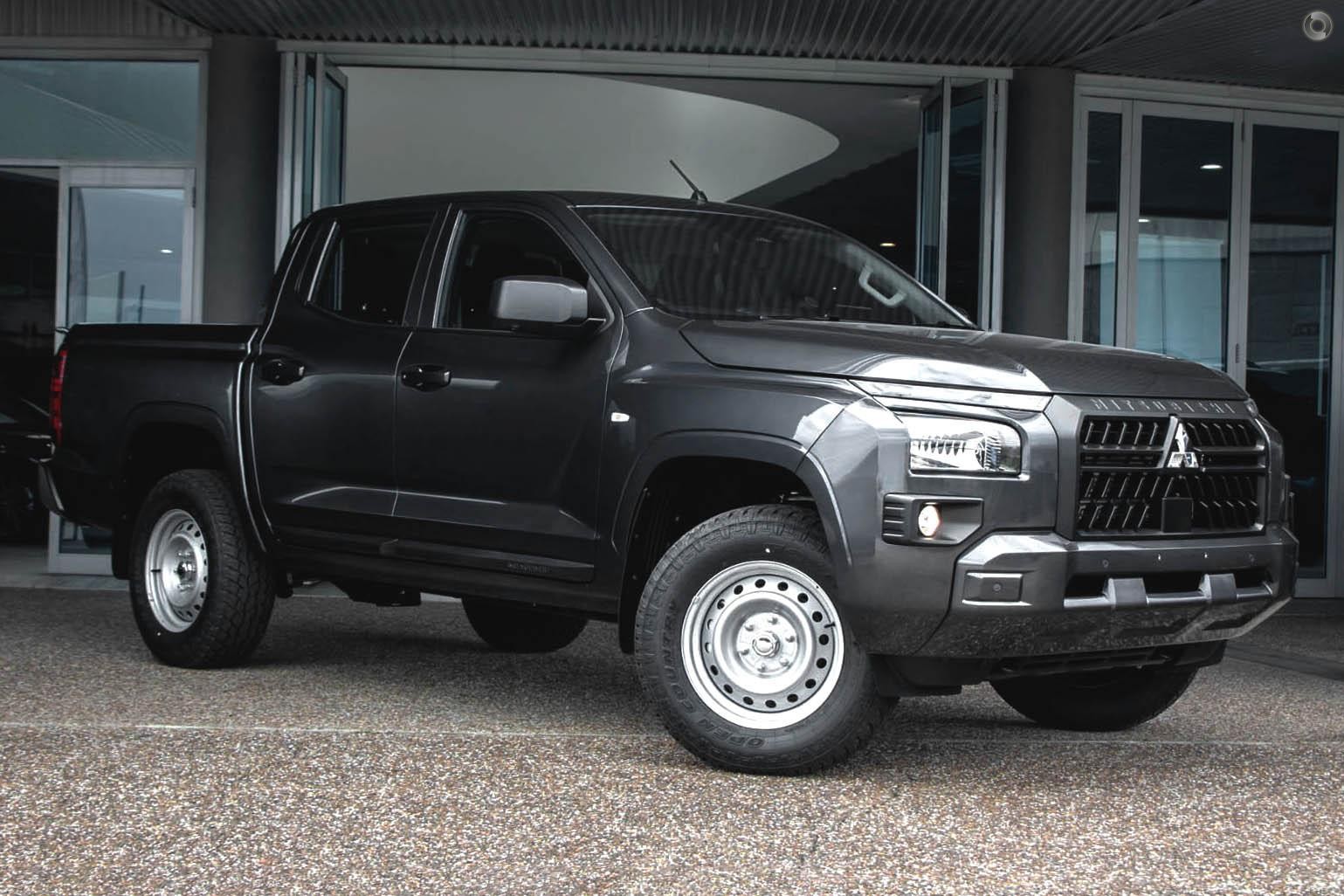Mitsubishi Triton image 1