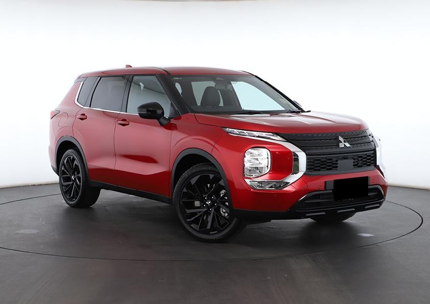 Mitsubishi Outlander image 1