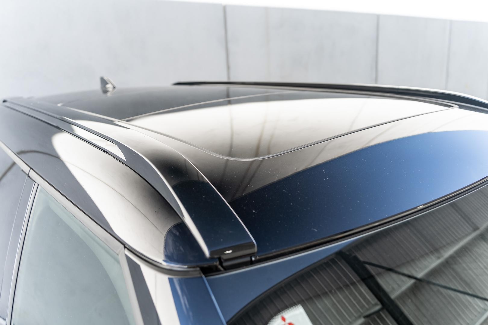 Mitsubishi Outlander image 4