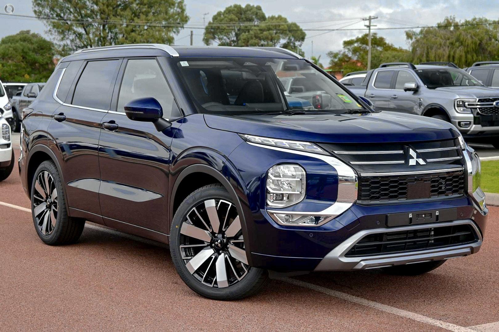 Mitsubishi Outlander image 1