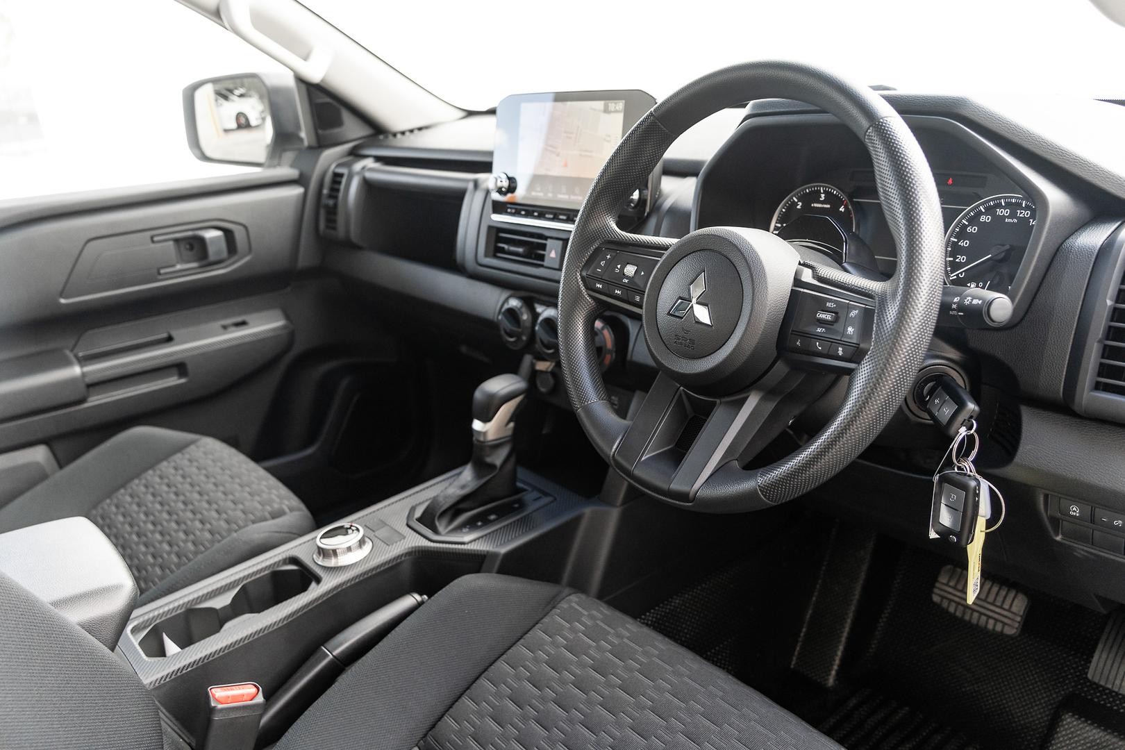 Mitsubishi Triton image 4