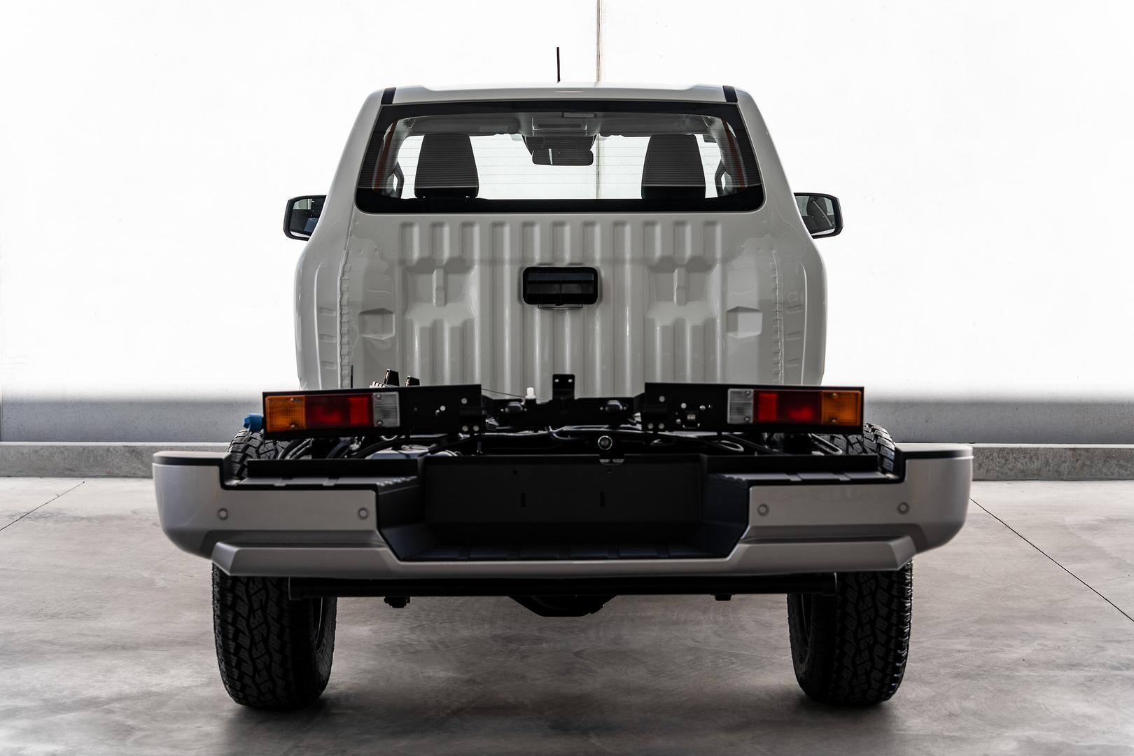 Mitsubishi Triton image 3