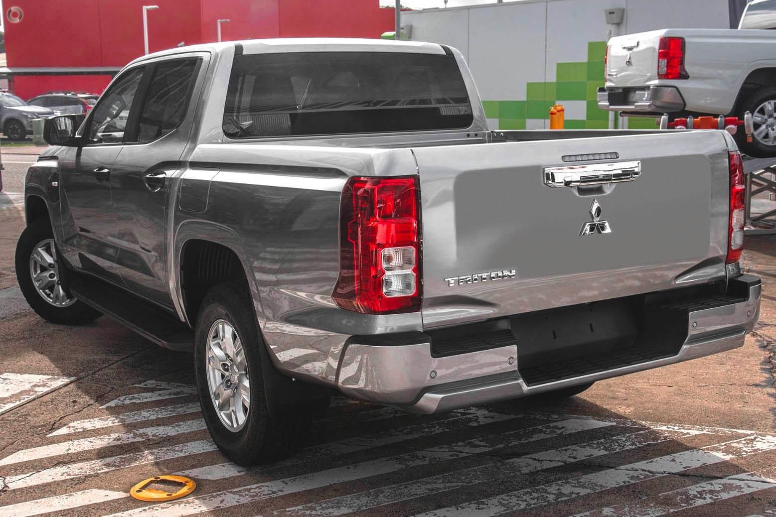 Mitsubishi Triton image 4