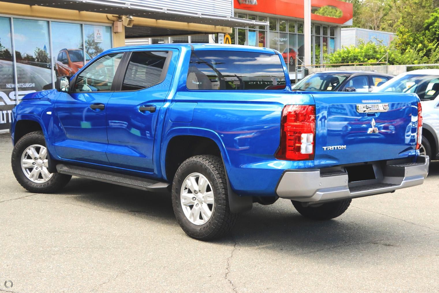 Mitsubishi Triton image 4