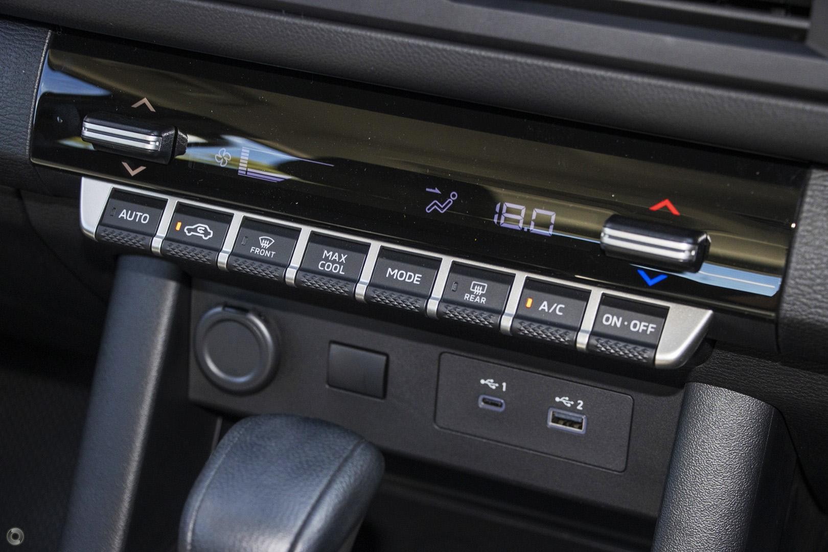 Mitsubishi Triton image 4