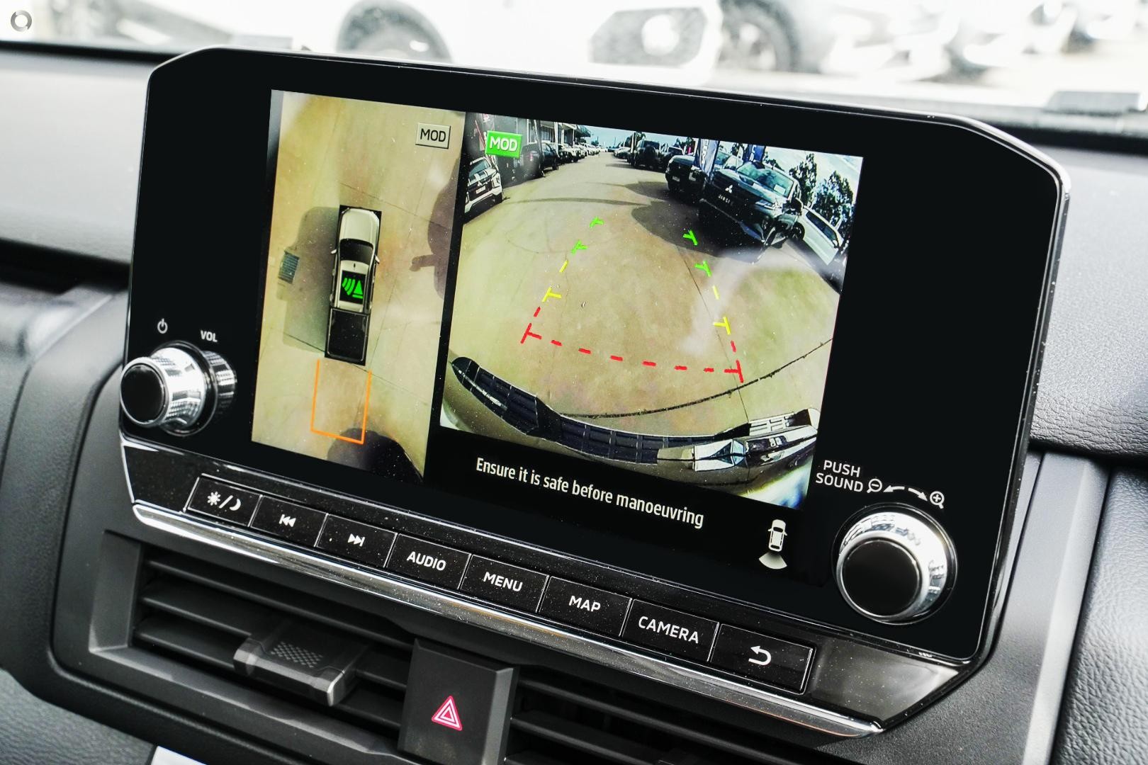 Mitsubishi Triton image 1