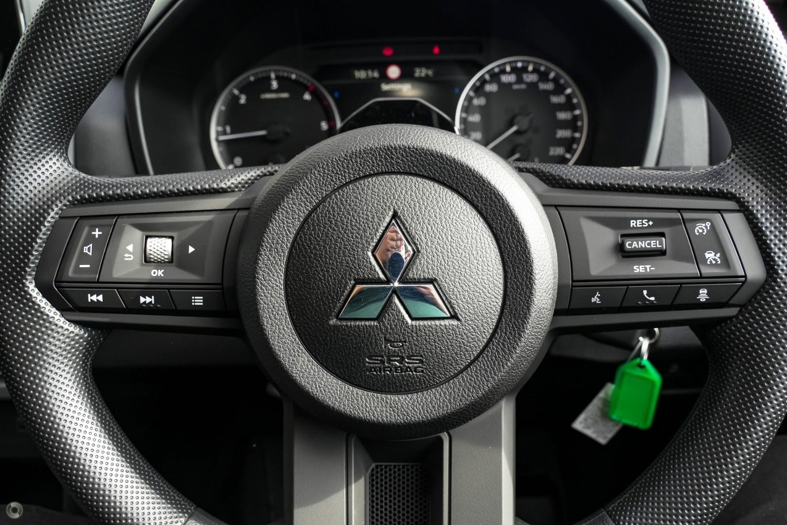 Mitsubishi Triton image 3