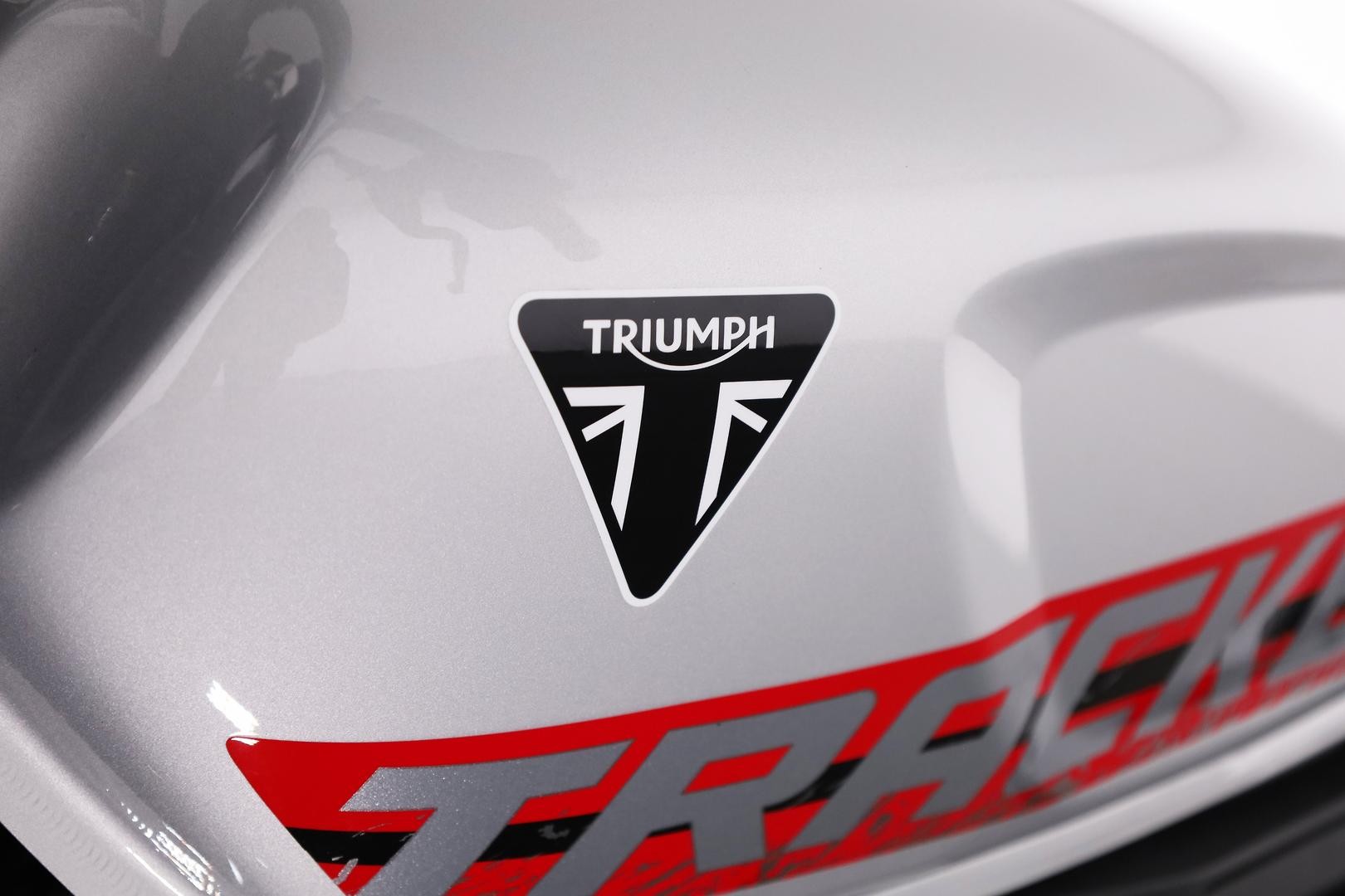 Triumph Tracker 400 image 4