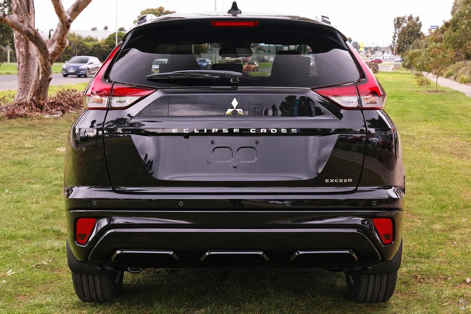Mitsubishi Eclipse Cross image 3